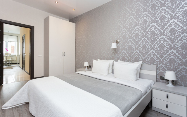Dvukhkomnatnaia V Istoricheskom Tsentre Flat
