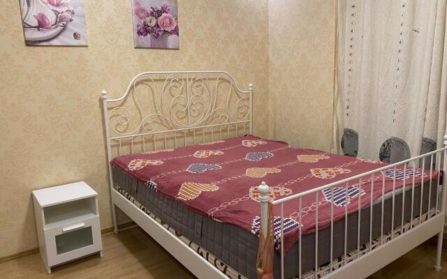 Апартаменты SAMOцвет на Кораблестроителей