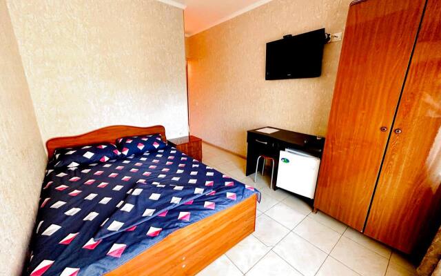 Izumrud Khaus Guest house