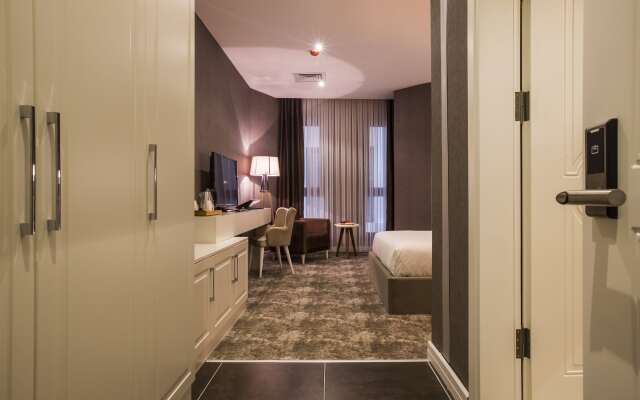 Royal Comfort Hotel