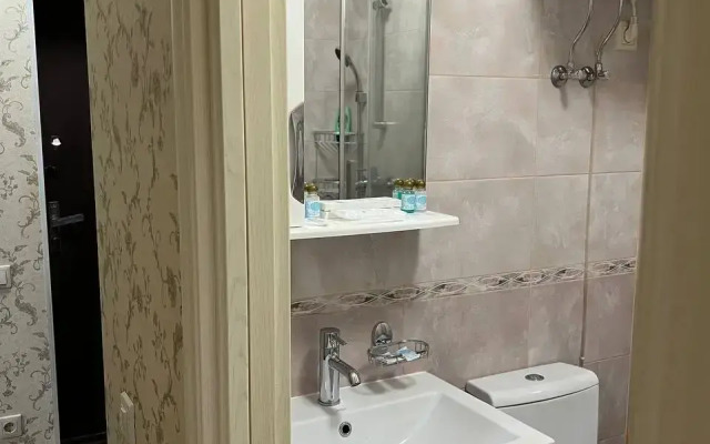 Na Chaykovskogo 6 Flat