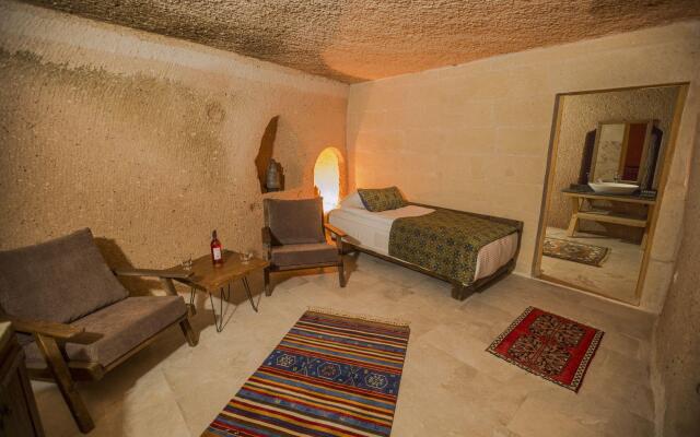 Helike Cave Suites