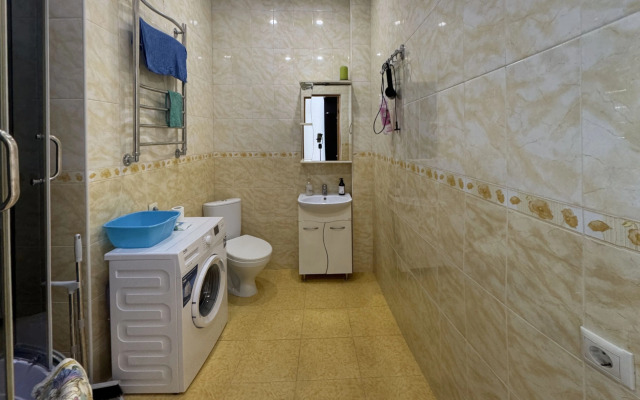 V 50 Metrakh Ot Morya Zhk Plyazh Flat