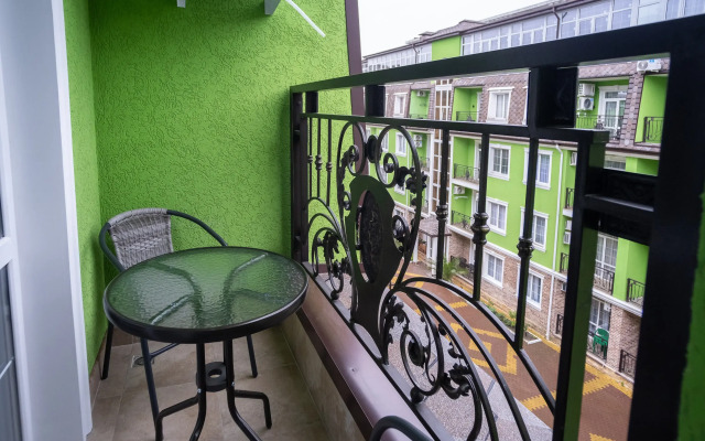 Red Apartments Art Layt Siti Apartament Armstrong Apartments