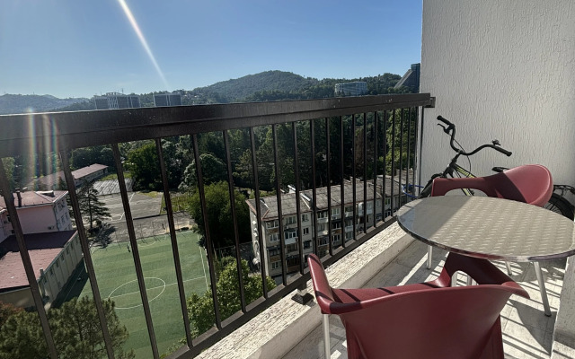 Studiya 327 Na Ulitsa Gaydara 22 Flat