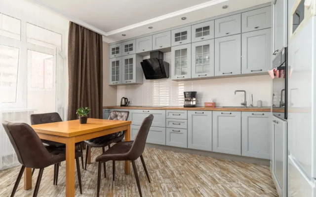 Апартаменты с Балконом Тут Живут Парк и Стадион