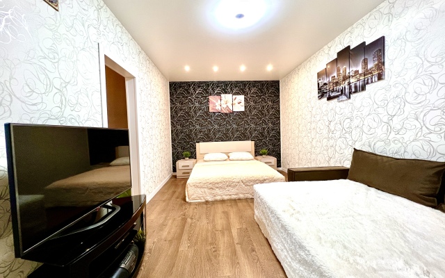 Uyutnaya Kvartira Na Ul.nikitinskaya 30 Flat