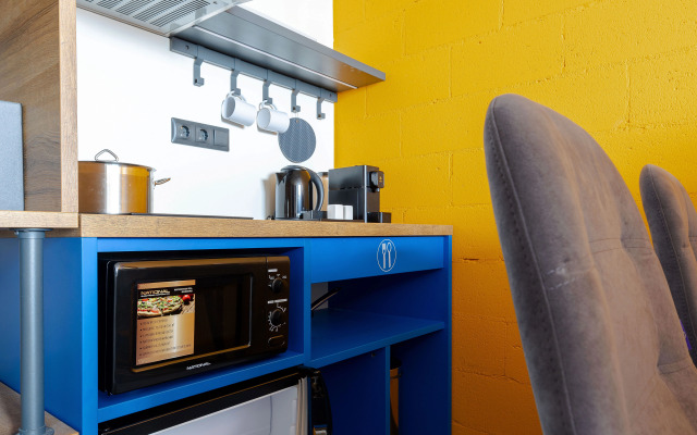 Апартаменты Комфорт 1+1 leohotels на Орджоникидзе  44