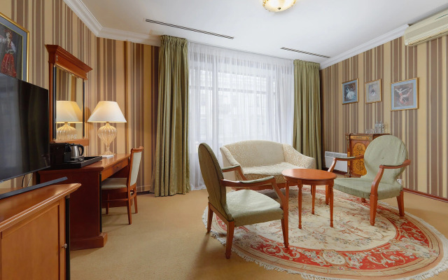 Бутик-Отель Автор