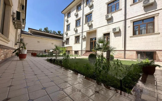 Grand Art Hotel