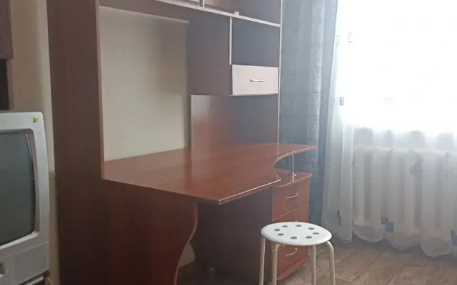 Na Ulitse Verkhnyaya Dubrova 32 Flat
