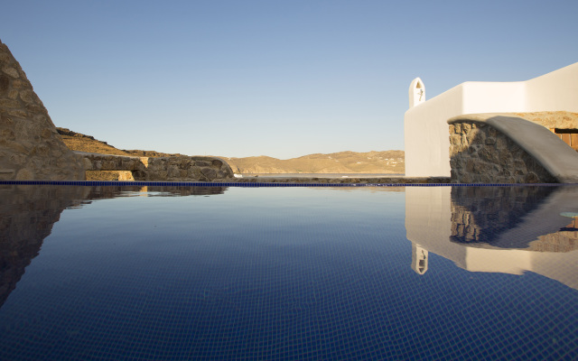 Mykonos Panormos Villas Hotel