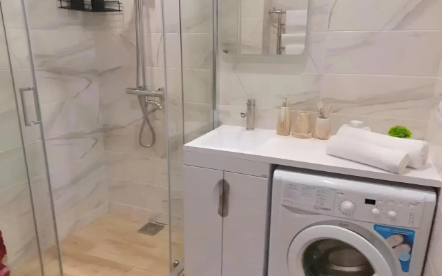 Апартаменты Войсковая 4/12