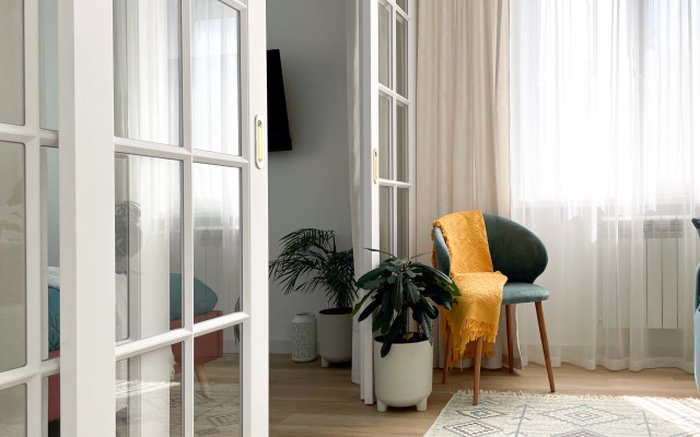 Uyutny Tsvetnoy Skandi Flat