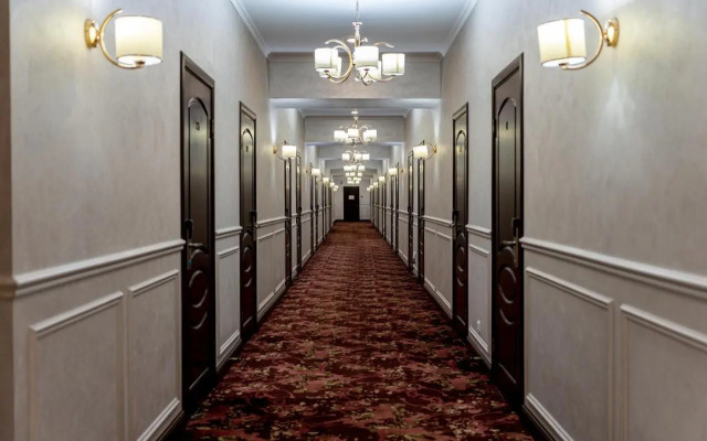 Mildom Express Hotel