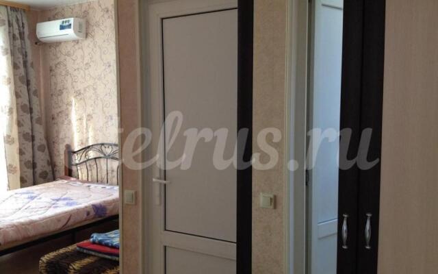 Elina Guest House