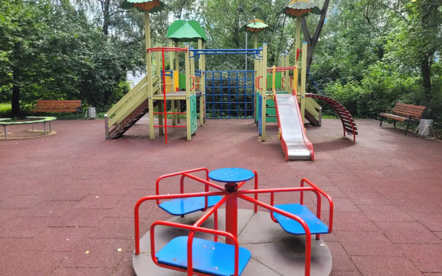 Otdelnaya Studiya Ryadom s metro Strogino Apartment
