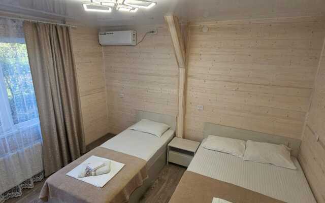 Gostevoy Dom U Arkadiya Guest House