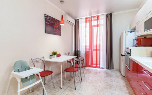 Квартира Просторная 2 комнатная вблизи парка Галицкого