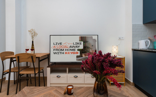 KeyGo #0161, 1 Bedroom, Designed with Balcony Apartments