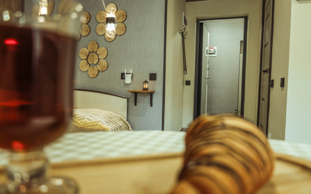 Апартаменты отличная студия напротив Сибади в центре Нефтяников