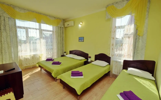 Aleksandros Guest House