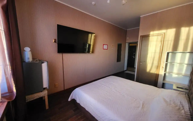 DeLyuks Mini-Hotel