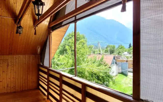 Частный дом Уют горных вершин