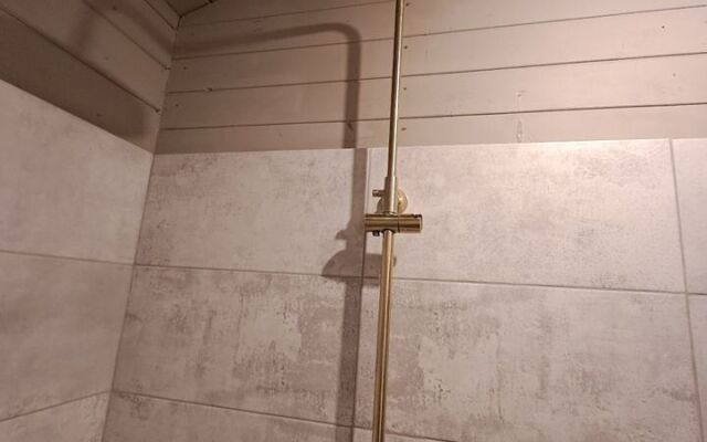 Na Lugovom 35m u reki v centre Zvenigorodava Private House