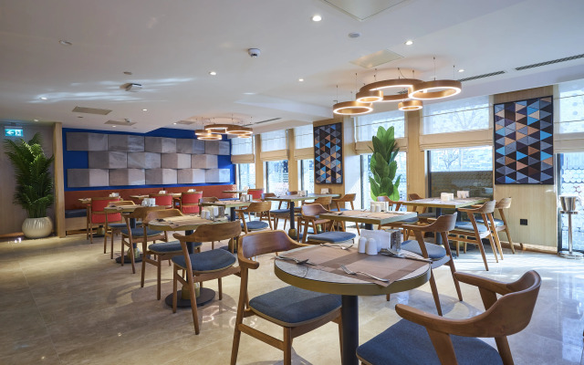 Holiday Inn Express Istanbul - Airport Arnavutköy