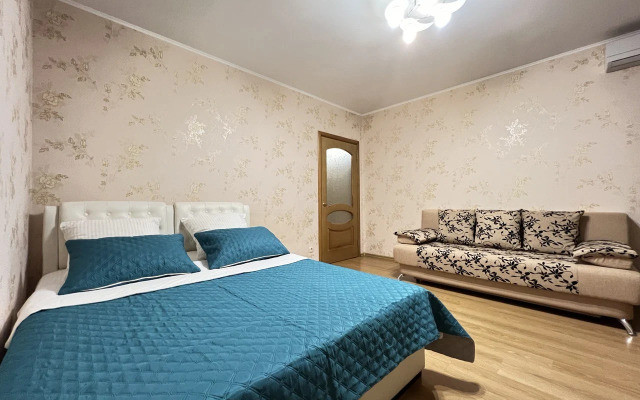 Na Naugorskom Shosse 76 Flat
