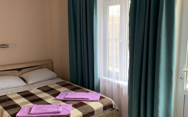Merkurij Guest House