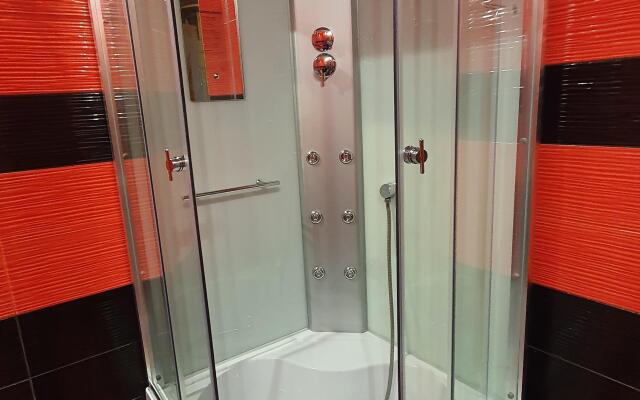 Квартира двухкомнатная 76м2 на Куйбышева 40