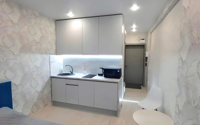 81 Apartments