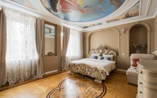 Апартаменты на набережной Мойки