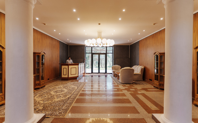 Grand Park Nalchik Hotel