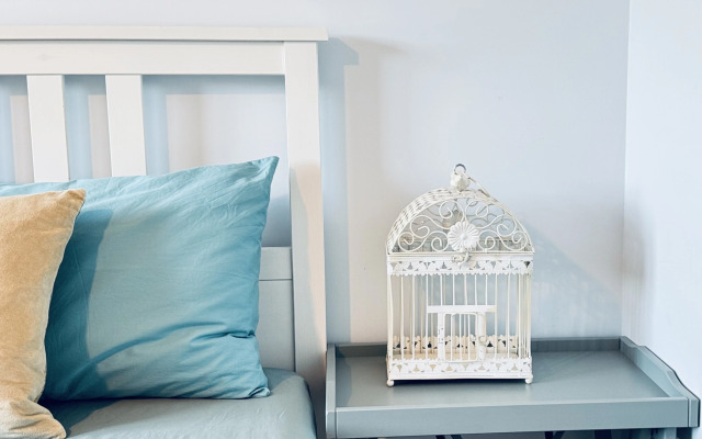 V Tsentre Lazurnaya Ptichka Flat