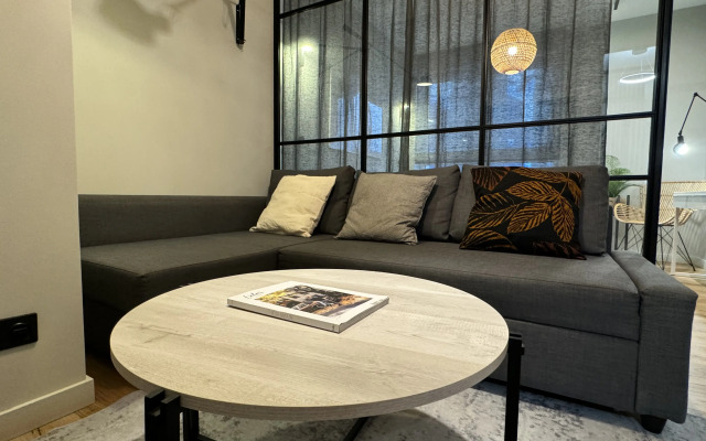 1/kom Etalon Apartments