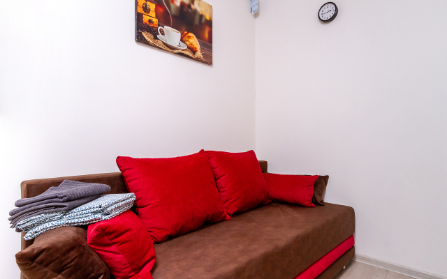 U Metro Ploschad Karla Marksa Apartments