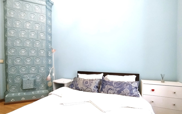 Квартира 4-комнатная в сердце Санкт-Петербурга