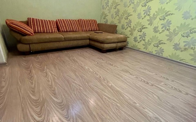 Апартаменты Кирова 81