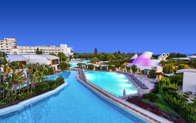 Cornelia Diamond Golf Resort & SPA