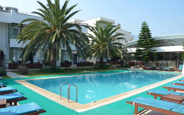 Palm Beach Arsuz Hotel