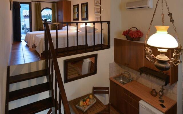 Troullos Apart-Hotel