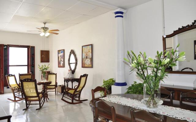 Отель Casa Blanca by Rotamundos