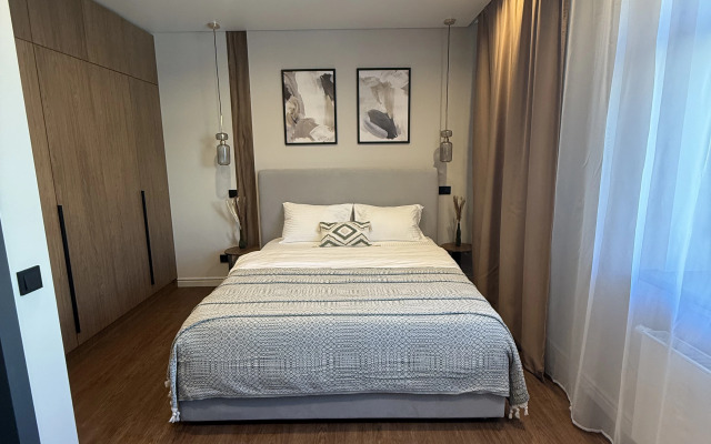 Апартаменты  однокомнатные у набережной в Центре Города