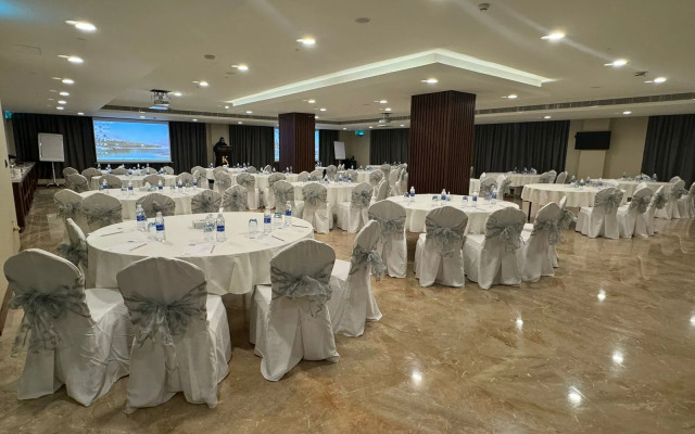 Отель Hotel Kyriad Hotel, Salalah