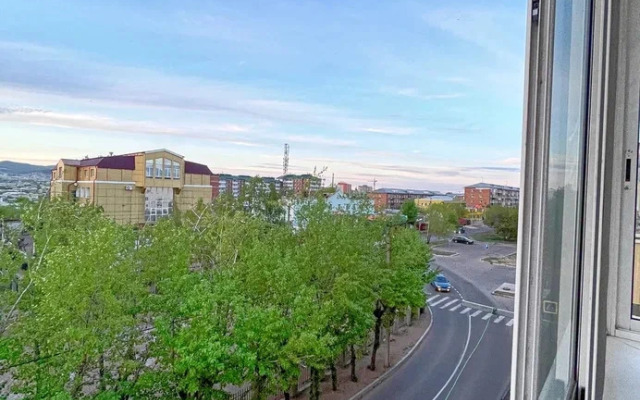Na Geologicheskoy ulitse 20 Flat
