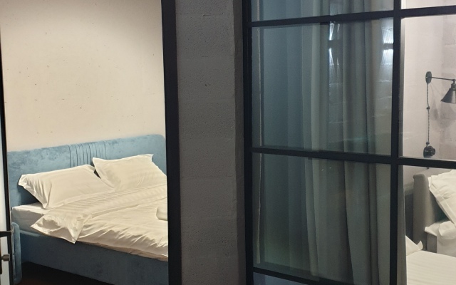 Апартаменты Green Lamp Downtown