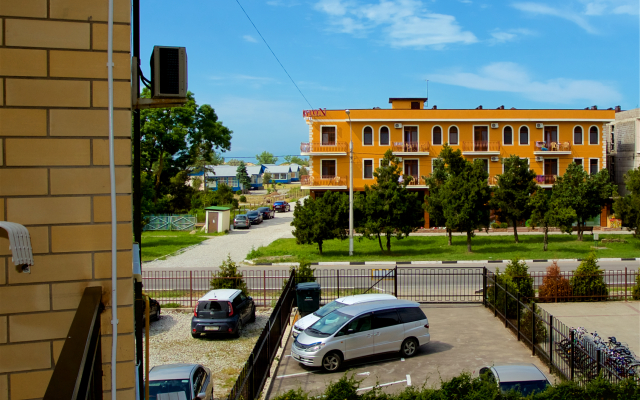 Katran Hotel